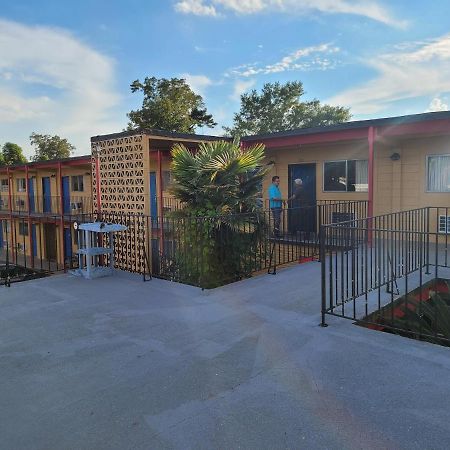 Relax Inn Lucedale Екстер'єр фото
